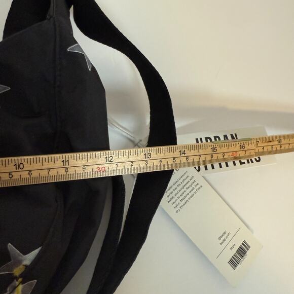 Urban Outfitters Baggu Bag Small Nylon Stars Crescent Bag Crossbody NEW - Picture 6 of 7